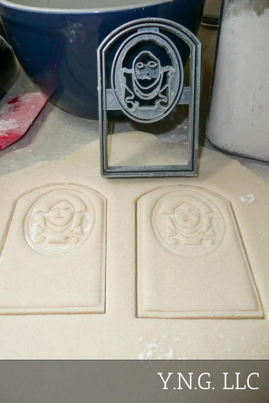 Leota Headstone The Haunted Mansion Mystery Movie Cookie Cutter USA PR963