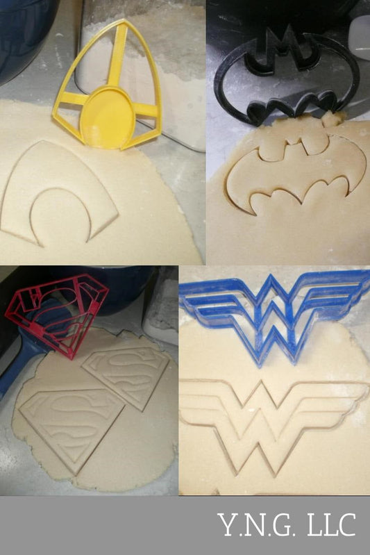Justice League Superheroes Logos DC Comics Set Of 4 Cookie Cutters USA PR1000